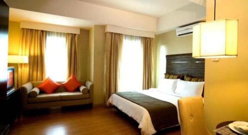 Lancaster Hotel Manila Mandaluyong Exterior photo
